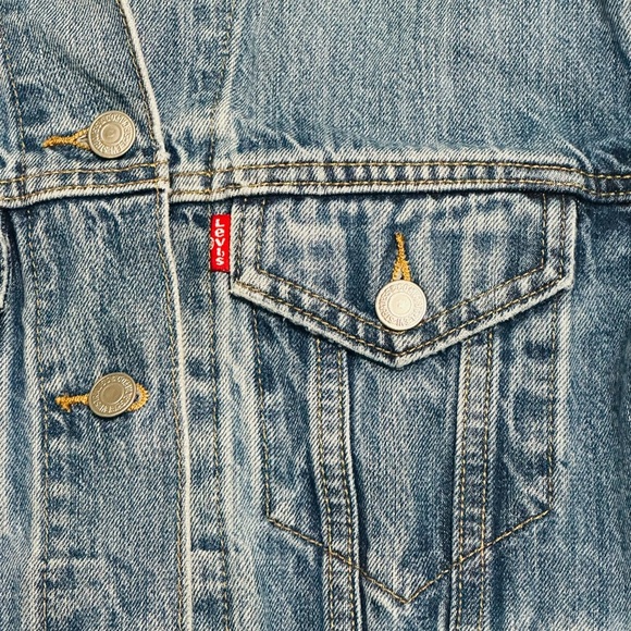 Levi’s  Trucker Denim Jacket Women- Size XSmall Blue Wash - Picture 4 of 6